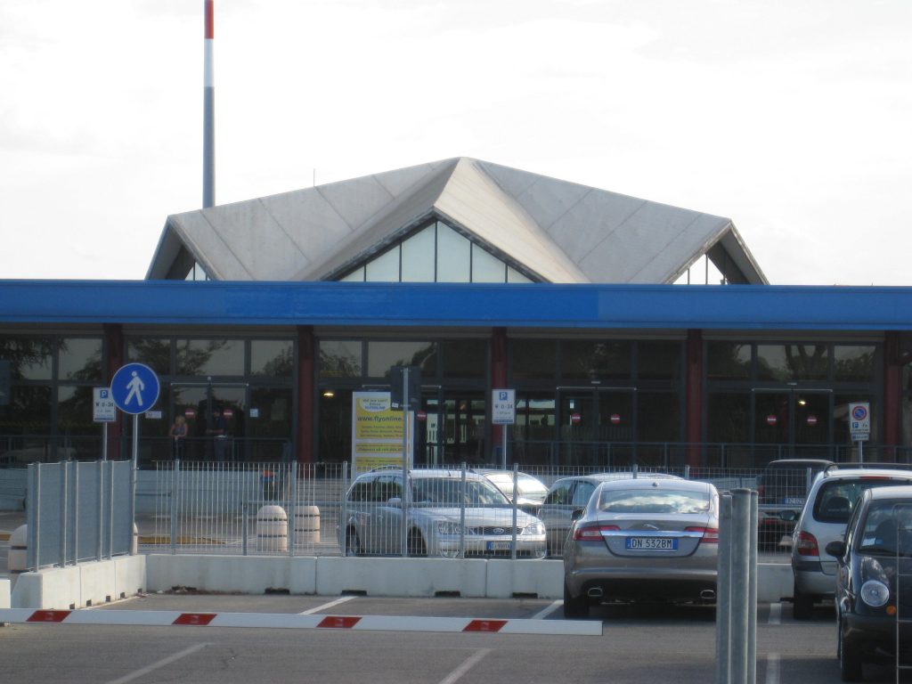 Aeroporto Forlì, Davide Drei attacca: “Non invitati all’incontro per il progetto di rilancio”