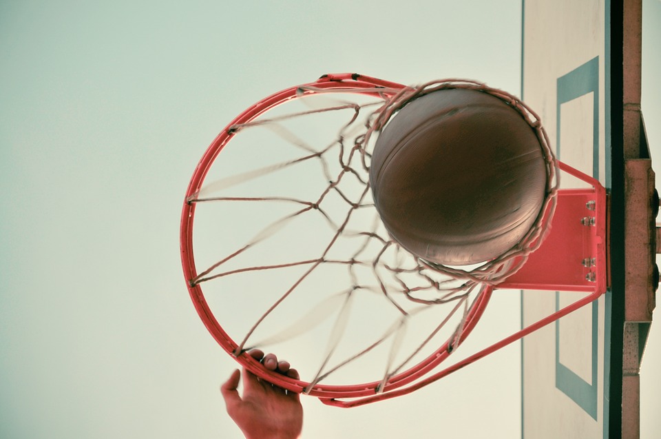 Ravenna, prezzi ridotti per i tifosi di calcio, basket e pallavolo