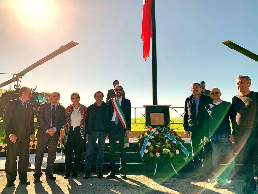 Inaugurato all’aeroporto militare di Rimini Miramare il monumento dedicato a Giannetto Vassura