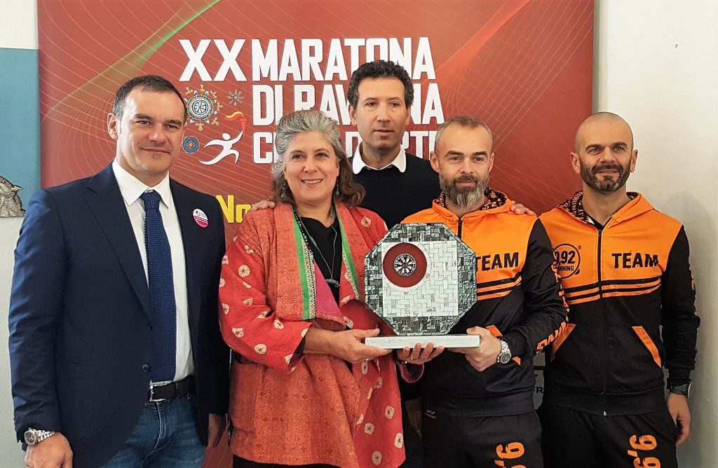 La Maratona di Ravenna dona 5.500 Euro allo IOR