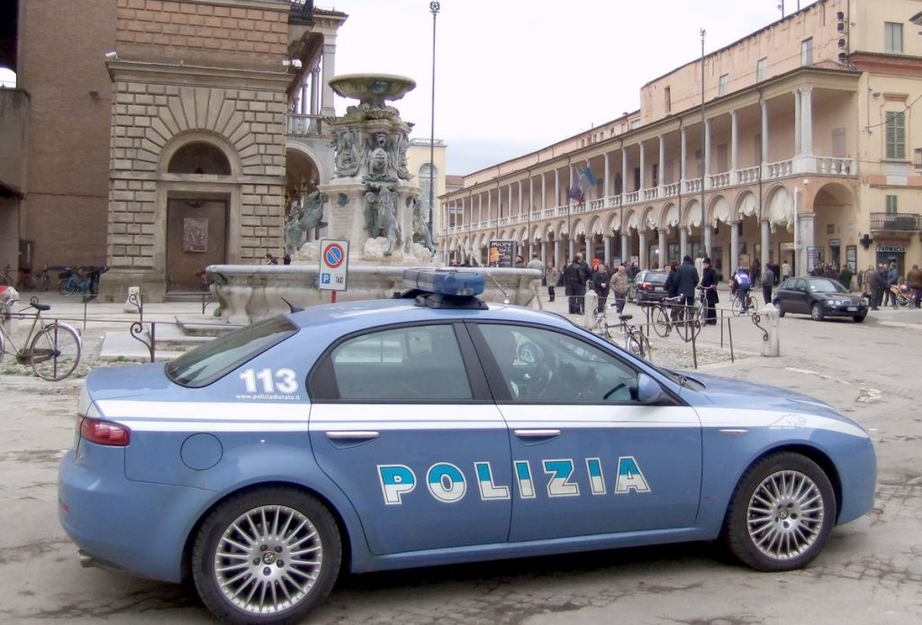 Faenza, la Polizia di Stato incontra gli studenti per parlare di cyberbullismo