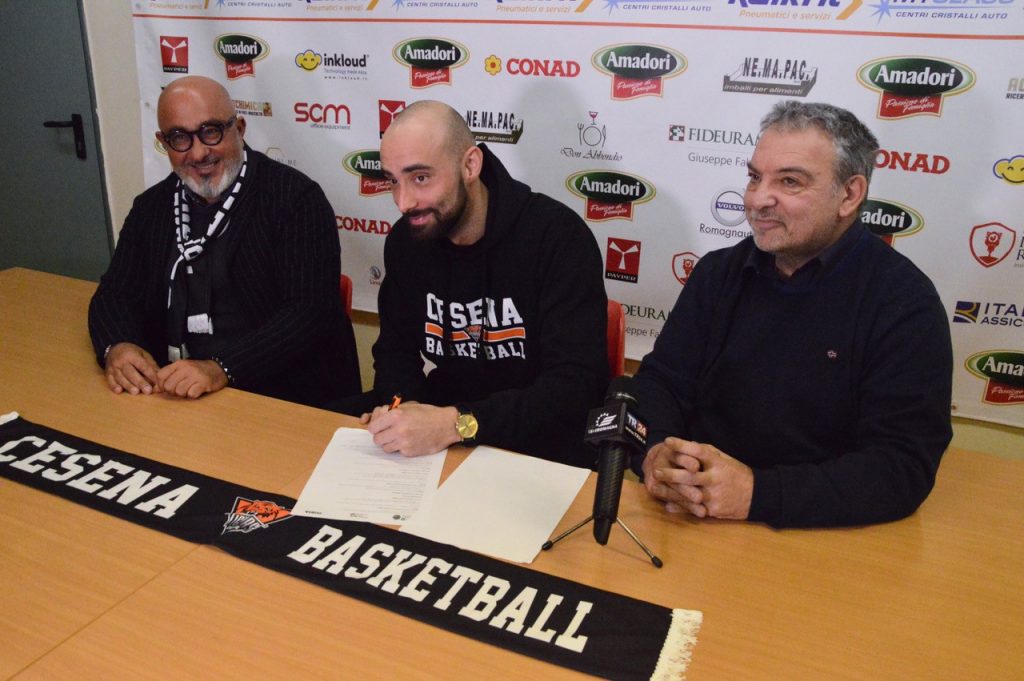 Basket, la Amadori Tigers Cesena presenta Matteo Frassineti