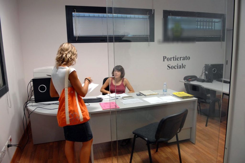Faenza, aperte le iscrizioni al corso di ‘Portierato sociale’