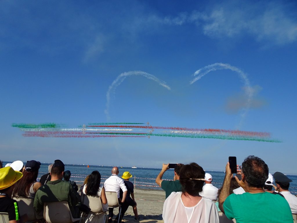 Valore Tricolore, oltre 200mila persone a vedere le Frecce Tricolori