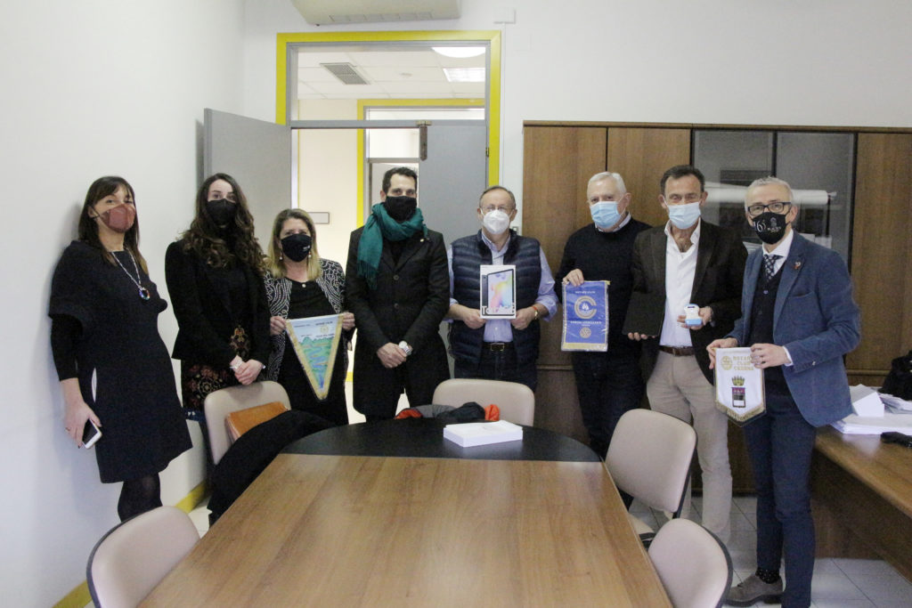 Rotary Cesena dona ecografo ai medici Usca