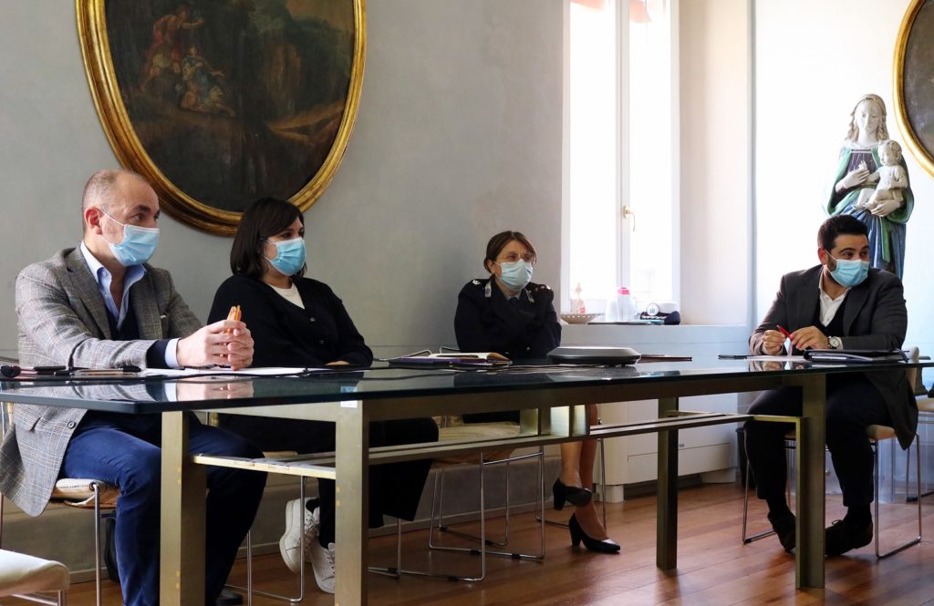 Galleria ex Cassa di Risparmio di Lugo, sindaco e commercianti incontrano la proprietà