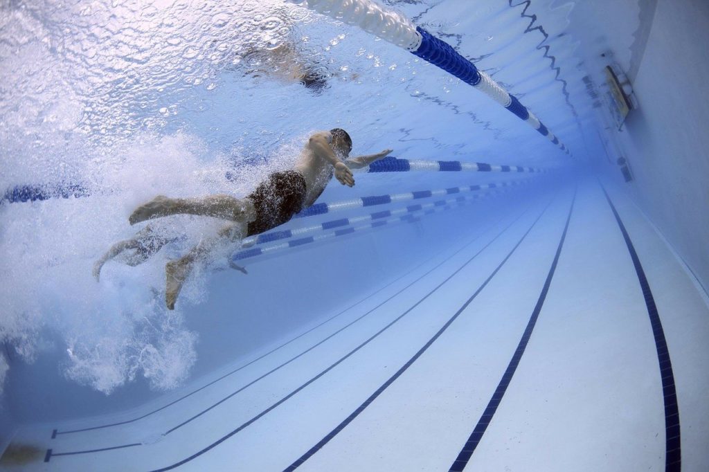 La Regione stanzia 1,5 milioni per le spese di gestione delle piscine comunali chiuse per la pandemia