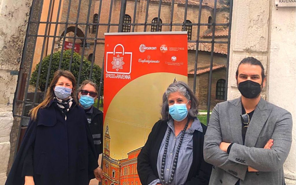 Negozi del centro di Ravenna aperti anche il 25 aprile e il 1° maggio