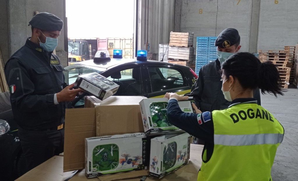 Ravenna, intercettato un carico di giocattoli sospetti provenienti dalla Cina