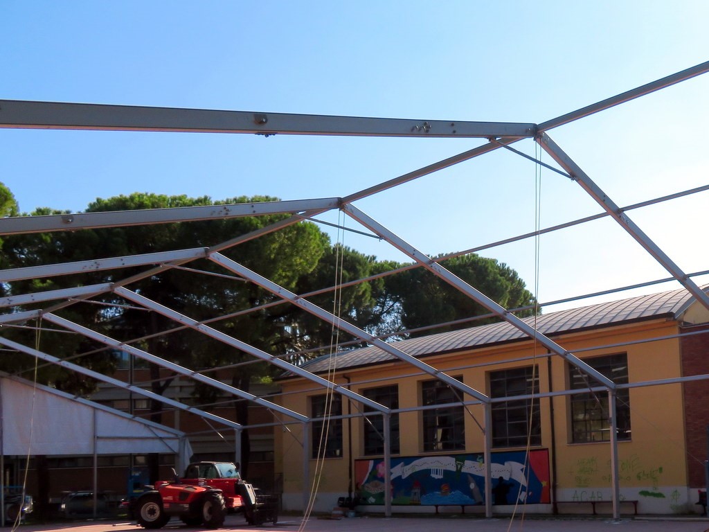 La scuola media Cova-Lanzoni avrà una Tensostruttura per attività sportive