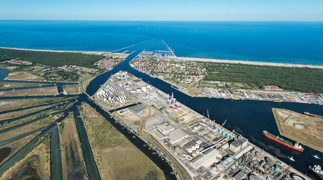 RAVENNA:IL PORTO DI FRONTE A SCELTE STRATEGICHE PER RAFFORZARE LO SVILUPPO DELLO SCALO