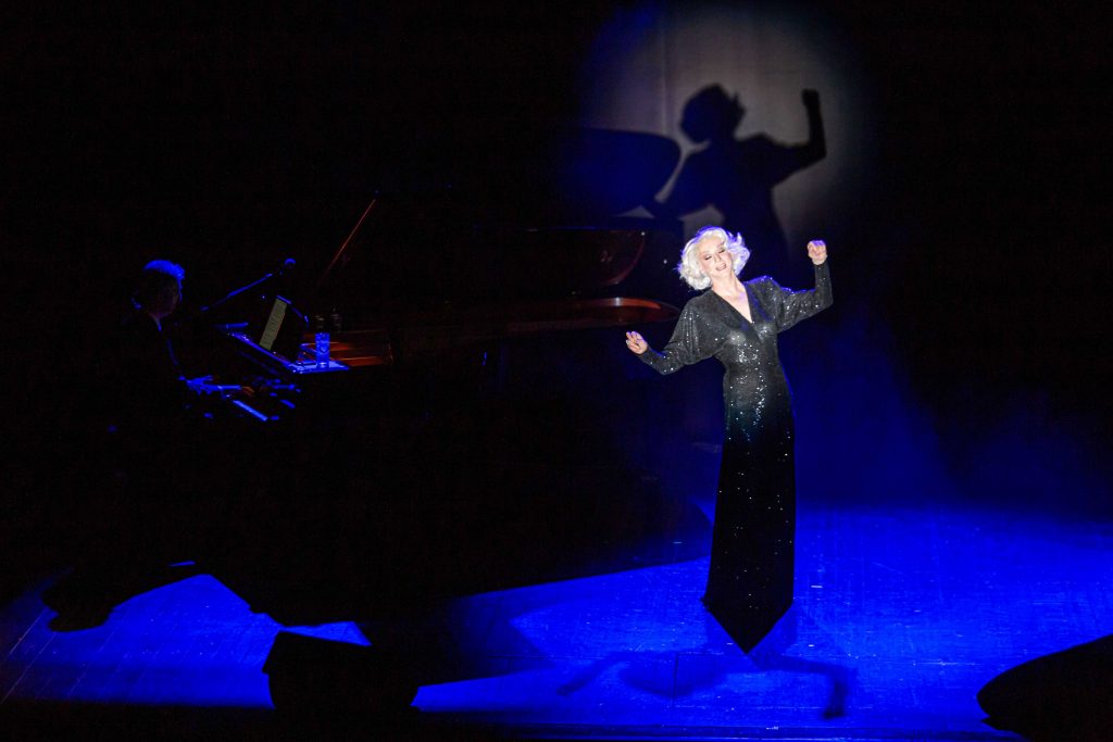CESENATICO: DRUSILLA FOER AL TEATRO ALL’APERTO