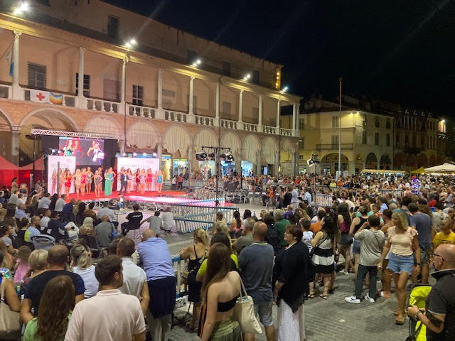 FAENZA C’ENTRO: AL VIA LA CAMPAGNA ASSOCIATIVA DEL CENTRO COMMERCIALE NATURALE FAENZA C’ENTRO