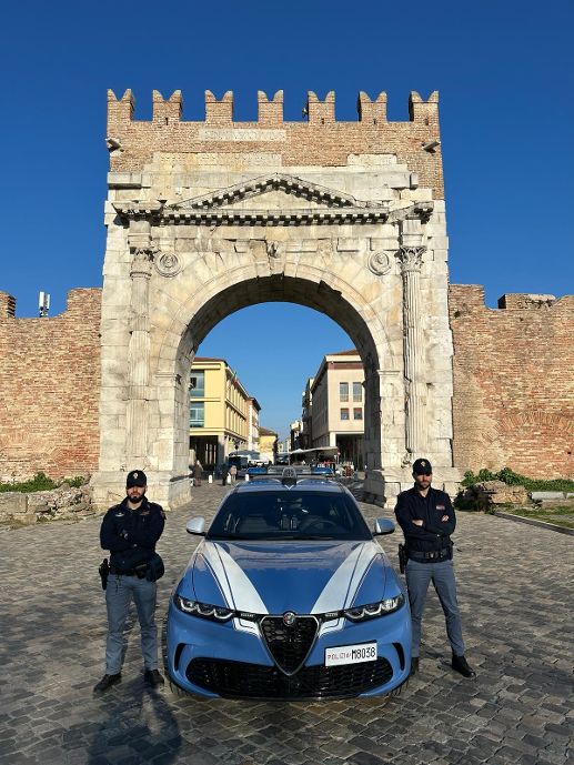 RIMINI: NUOVA VOLANTE IN DOTAZIONE ALLA QUESTURA
