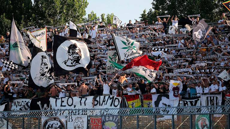 CALCIO SERIE C: TUTTO PRONTO PER IL DERBY ROMAGNOLO TRA RIMINI E CESENA