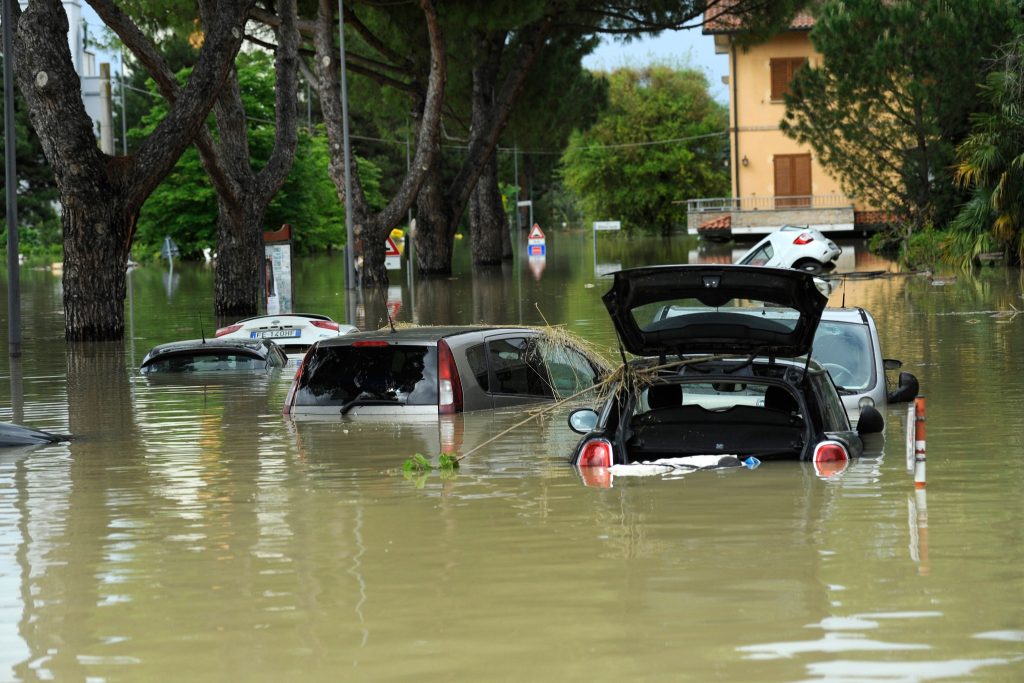 DALLA REGIONE IN ARRIVO SEI MILIONI DI EURO PER OLTRE 1200 VEICOLI ALLUVIONATI