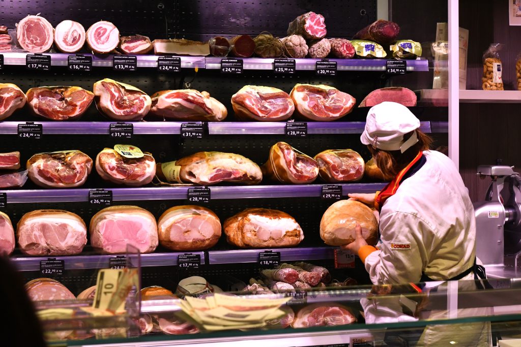 A SAN PANCRAZIO DI RUSSI RIAPRE IL CONAD RISTRUTTURATO
