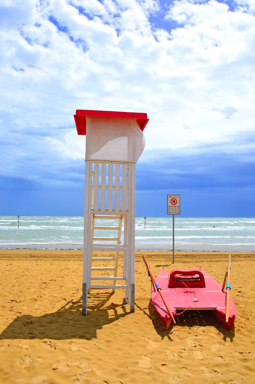 RIVIERA ROMAGNOLA: PRONTA LA STAGIONE BALNEARE, DEFINITE NUOVE REGOLE PER LA SICUREZZA