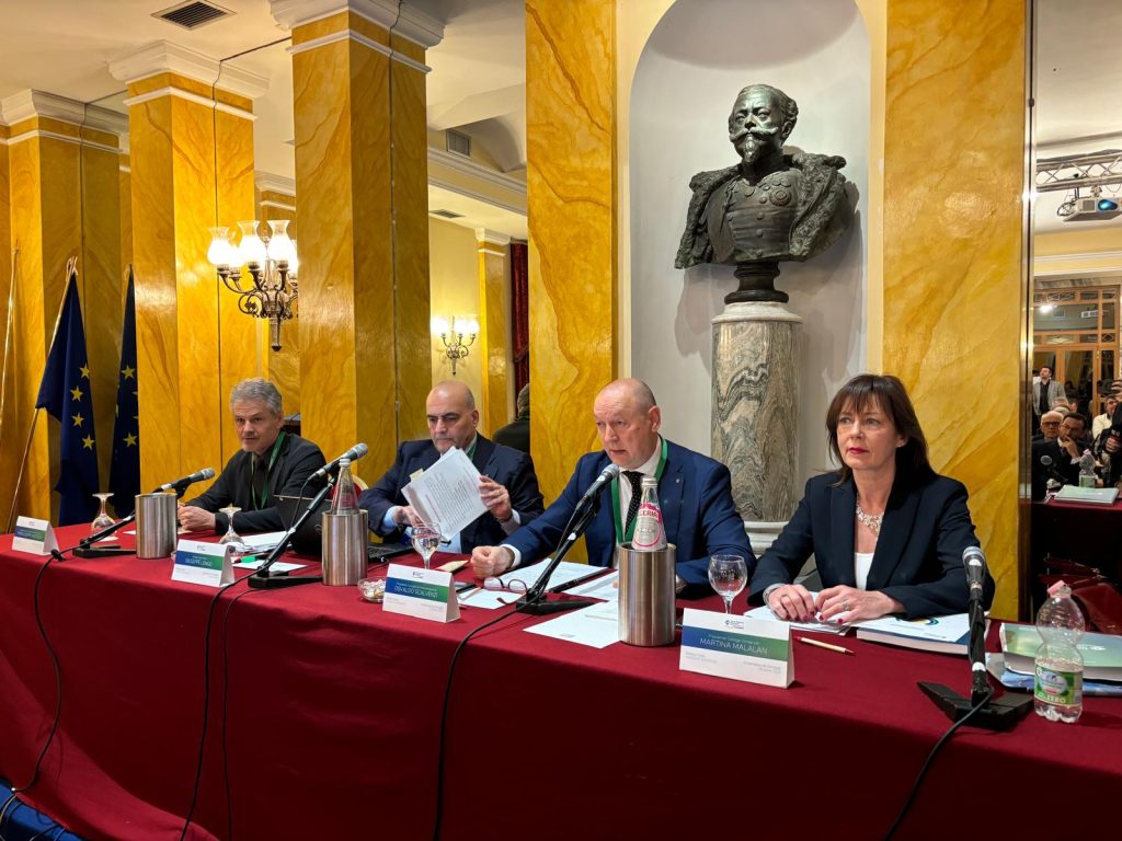 AGENZIA DIRE: IL FONDO BCC-CRA HA SUPERATO I 3 MILIARDI DI PATRIMONIO